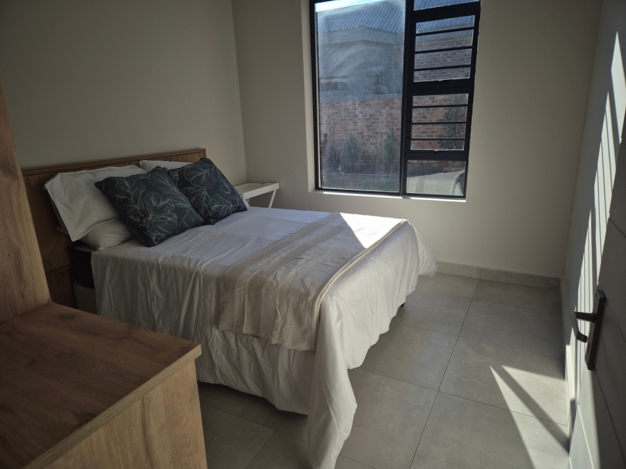 To Let 3 Bedroom Property for Rent in Van Der Hoff Park North West